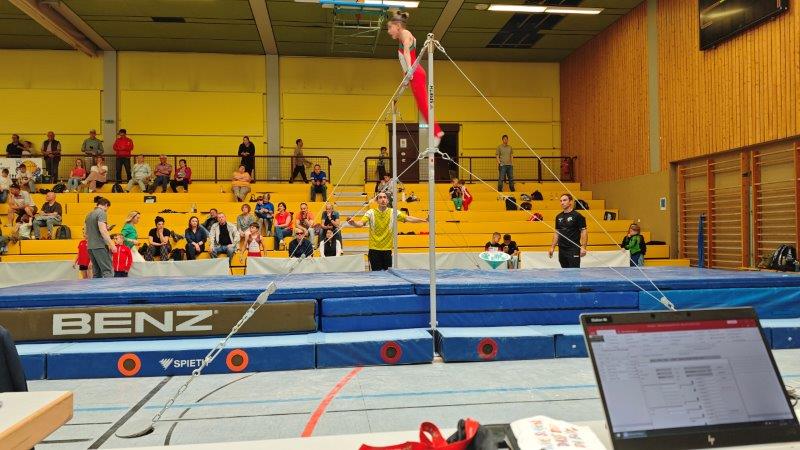 Downloads and Livescoring